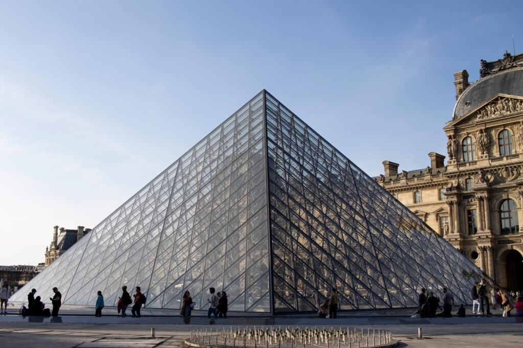 Pyramid scheme warning: How to spot a Ponzi or pyramid scam